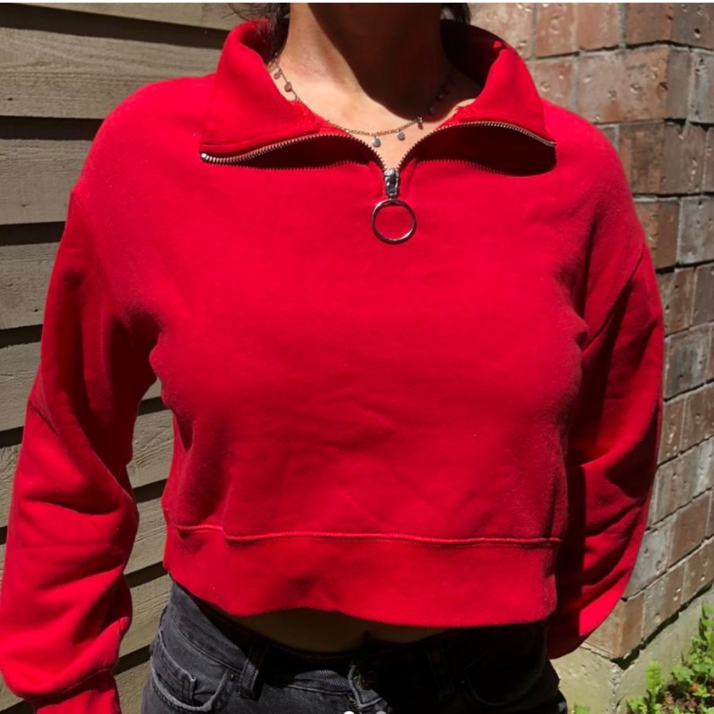 Cropped bright red turtleneck quarter zip